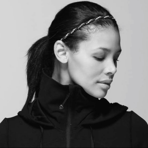 lululemon athletica Accessories - RESEVERED2 Lululemon Twist headbands purple & blue